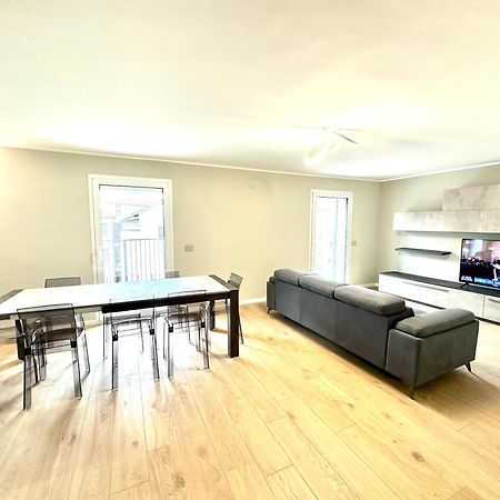 Be-C0 Sempione Luxury Apt Milano Esterno foto